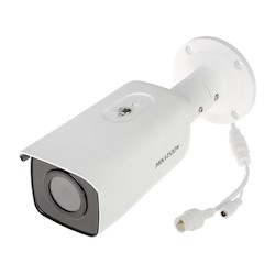 نما از بالای دوربین مداربسته هایک ویژن DS-2CD2T66G2-4I (4mm) به همراه کابل‌های آن