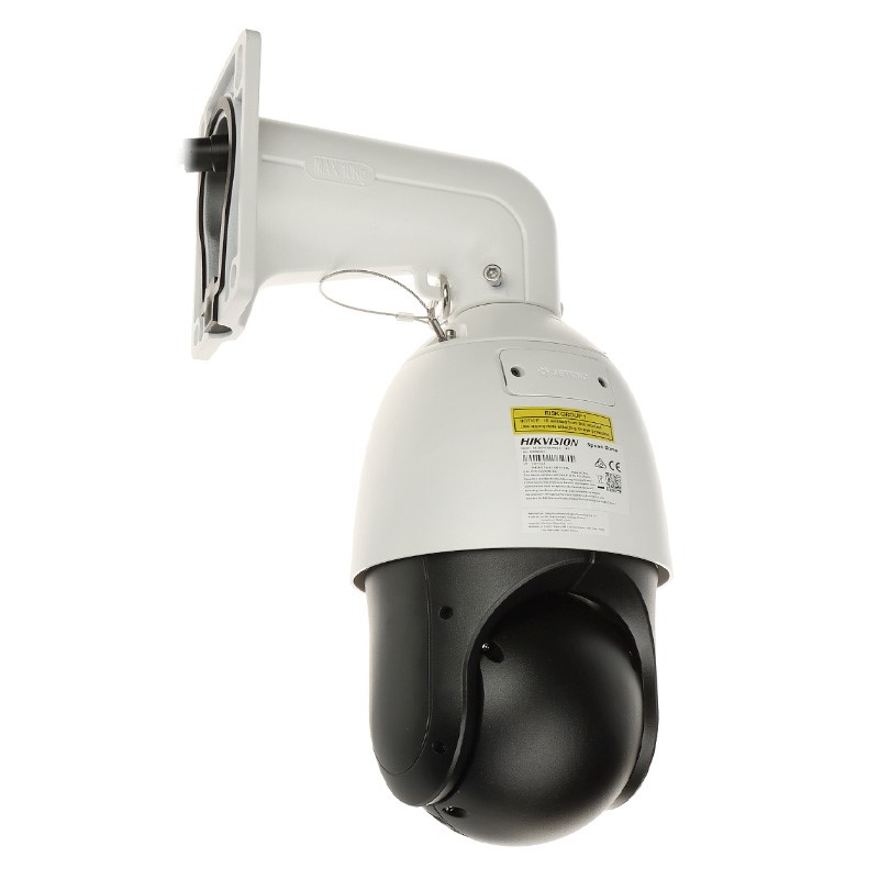 دوربین مداربسته هایک ویژن DS-2SE4C225MWG-E(12F0) به دیوار نصب شده و از پشت دیده می شود