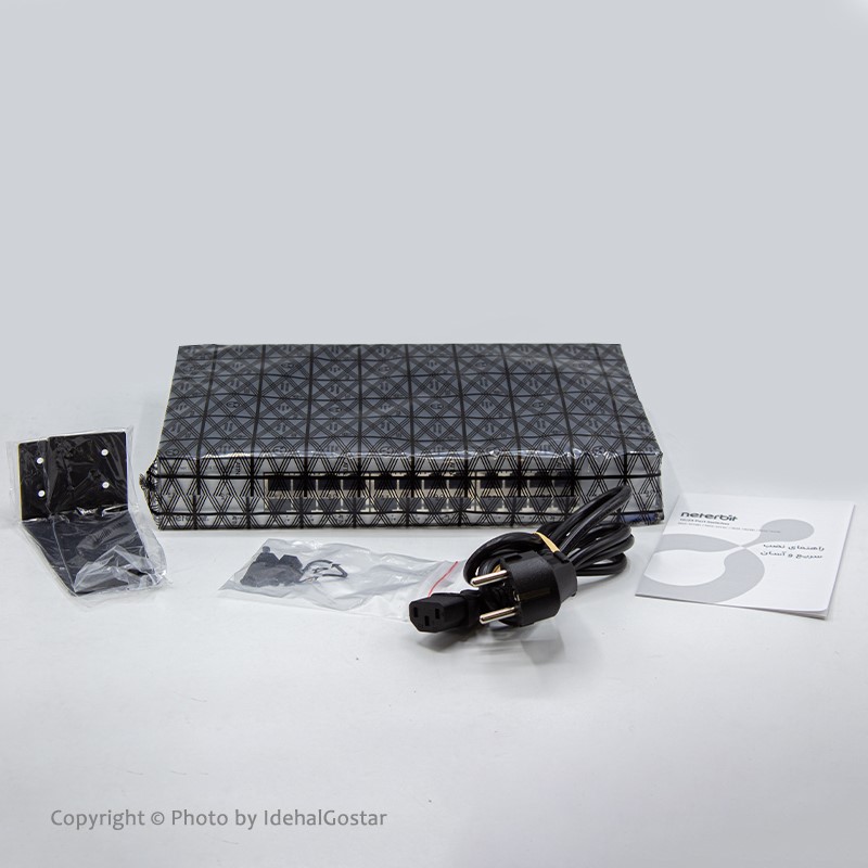 محتویات جعبه سوئیچ شبکه NGS-1024D
