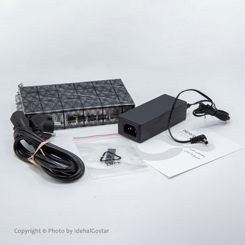 محتویات جعبه سوئیچ شبکه NGS-F1006P-A