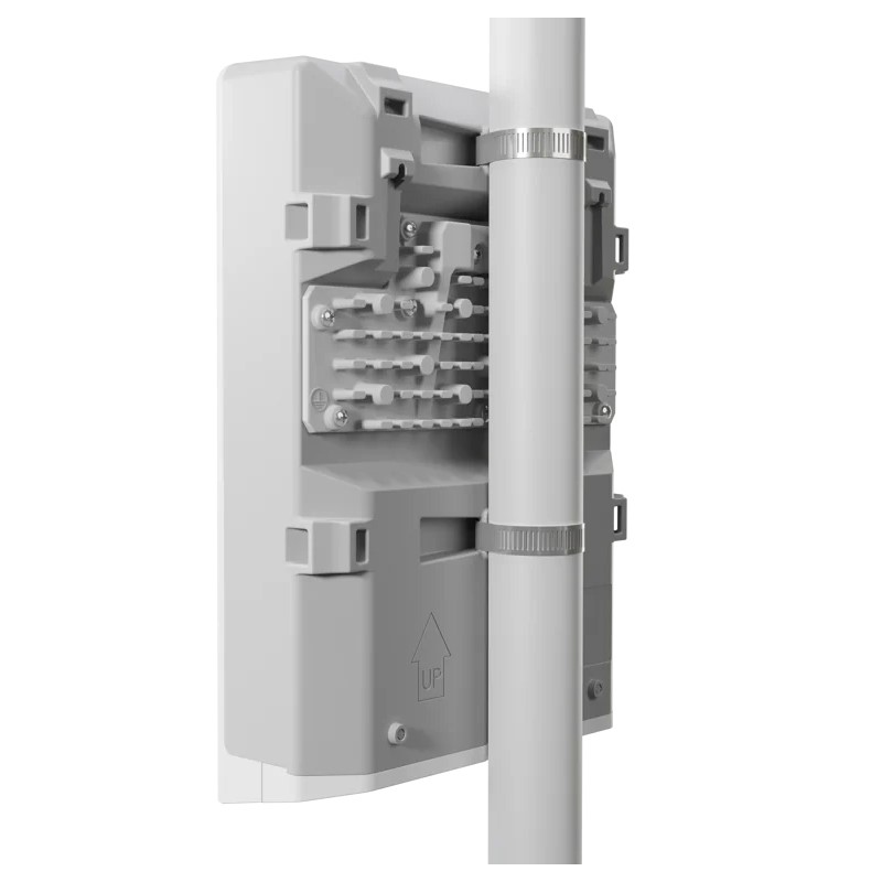 نصب سوئیچ شبکه 16 پورت میکروتیک مدل CRS318-16P-2S-OUT-netPower 16P