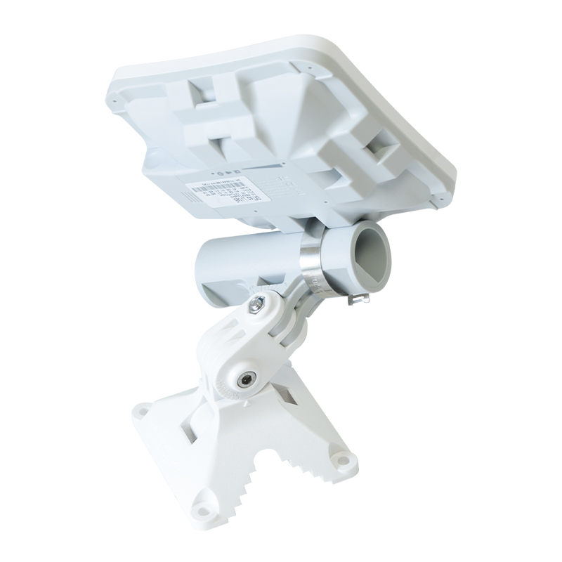 نصب رادیو وایرلس میکروتیک مدل SXTsq Lite5 روی پایه 