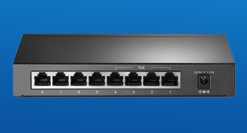 دارای ۸ پورت گیگابیت RJ45 با ۴ پورت +PoE