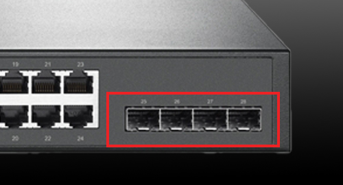 ۴ پورت SFP برای اتصال فیبر نوری