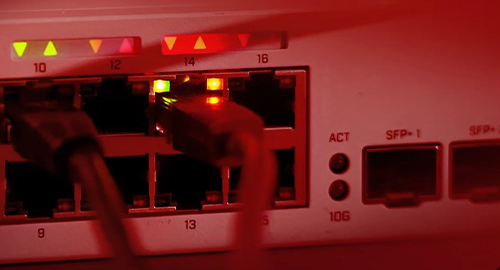 پشتیبانی کامل از PoE برای تجهیزات شبکه